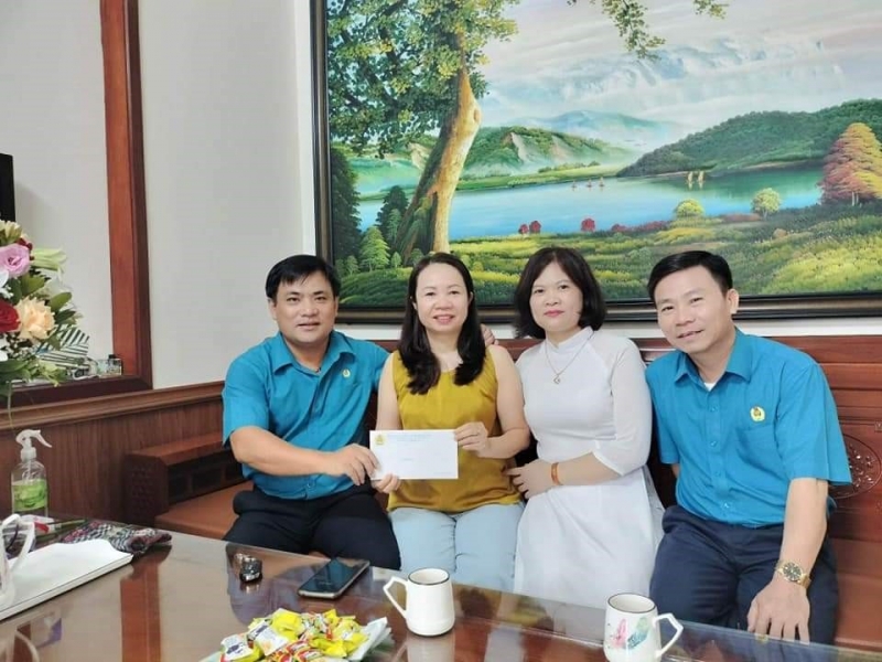 TP. Hà Tĩnh: Động viên, thăm hỏi đoàn viên, người lao động nhân kỷ niệm Ngày Nhà giáo Việt Nam